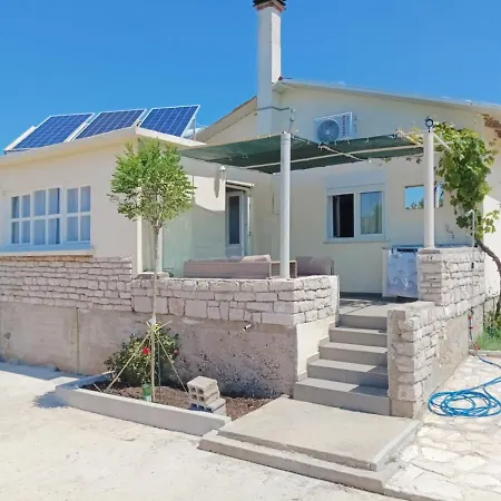 Captain's House * Žirje