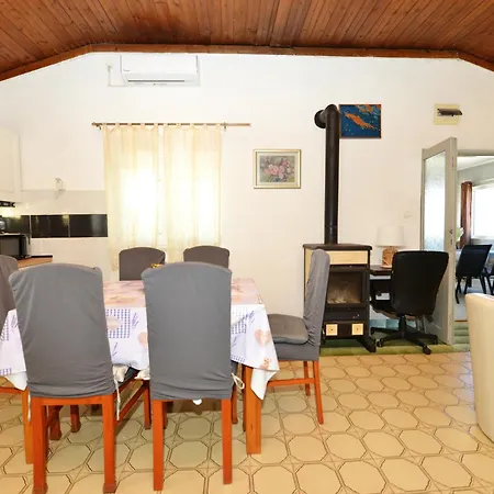 Captain's House Villa *